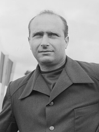 Statue of Juan Manuel Fangio