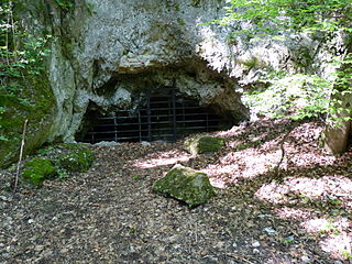 Dreidärrischenhöhle