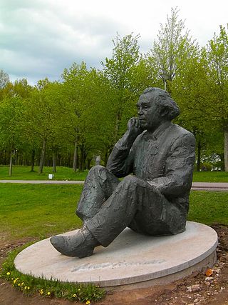 Gustav Ernesaksa monument