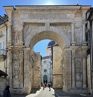 Porte noire (Arc de triomphe gallo-romain)