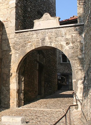 Porte d'En Bas