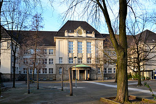Viktoria-Gymnasium