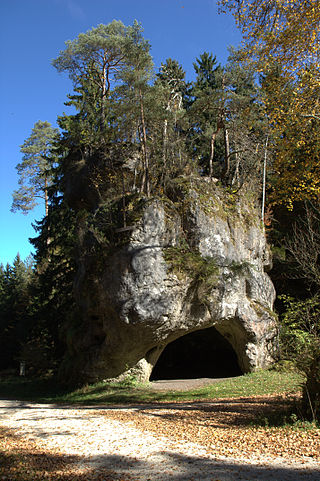 Großer Lochstein