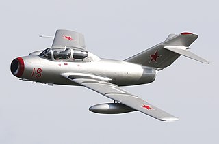 МіГ-15УТИ