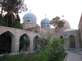 Moshtaghiye Dome (Three domes)