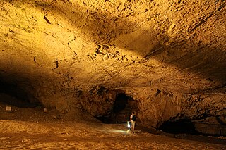 Zedekiah's cave