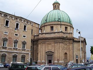 Chiesa dei Santi Pellegrino e Teresa (o degli Scalzi)