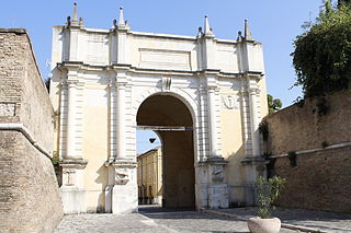 Porta Adriana