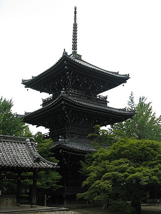 Shinsho-gokuraku-ji Temple (Shinnyo-do)