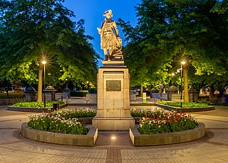 James Cook Statue