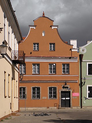 Dom Esterki
