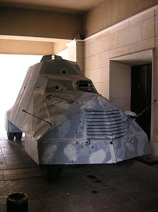 Replika samochodu pancernego Kubuś