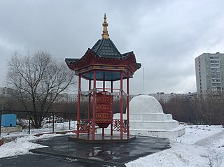 Субурган и Пагода рая с молитвенным барабаном