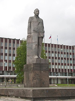 Monument to O.W.Kuusinen