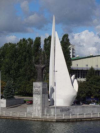 Fishers Fame Monument