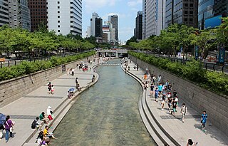 Cheonggyecheon Stream Park