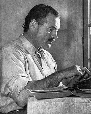 Ernest Hemingway Statue