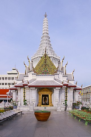 Bangkok City Pillar Shrine