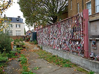 Crossbones Graveyard