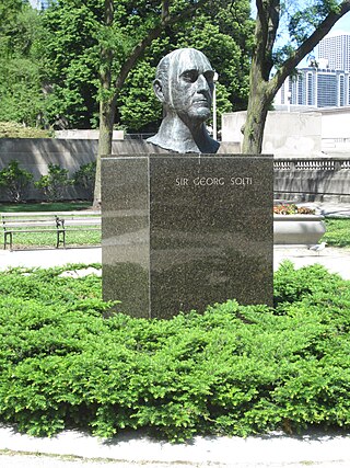 Sir Georg Solti Bust
